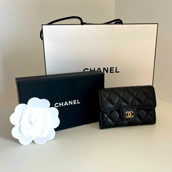 Chanel quilted card holder wallet - Picture 2 of 5